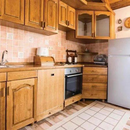 Three Bedroom With Pool Casa de Férias Stankovci (Zadar)