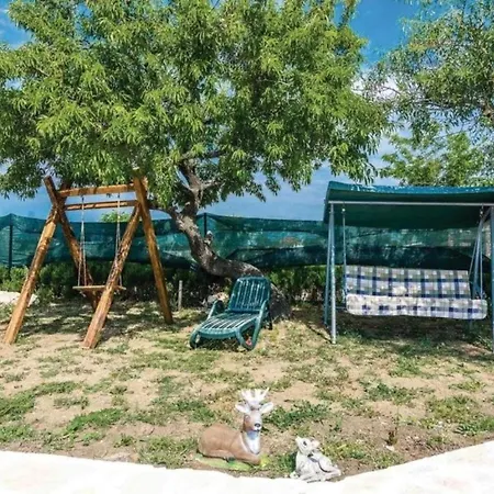 Three Bedroom With Pool *